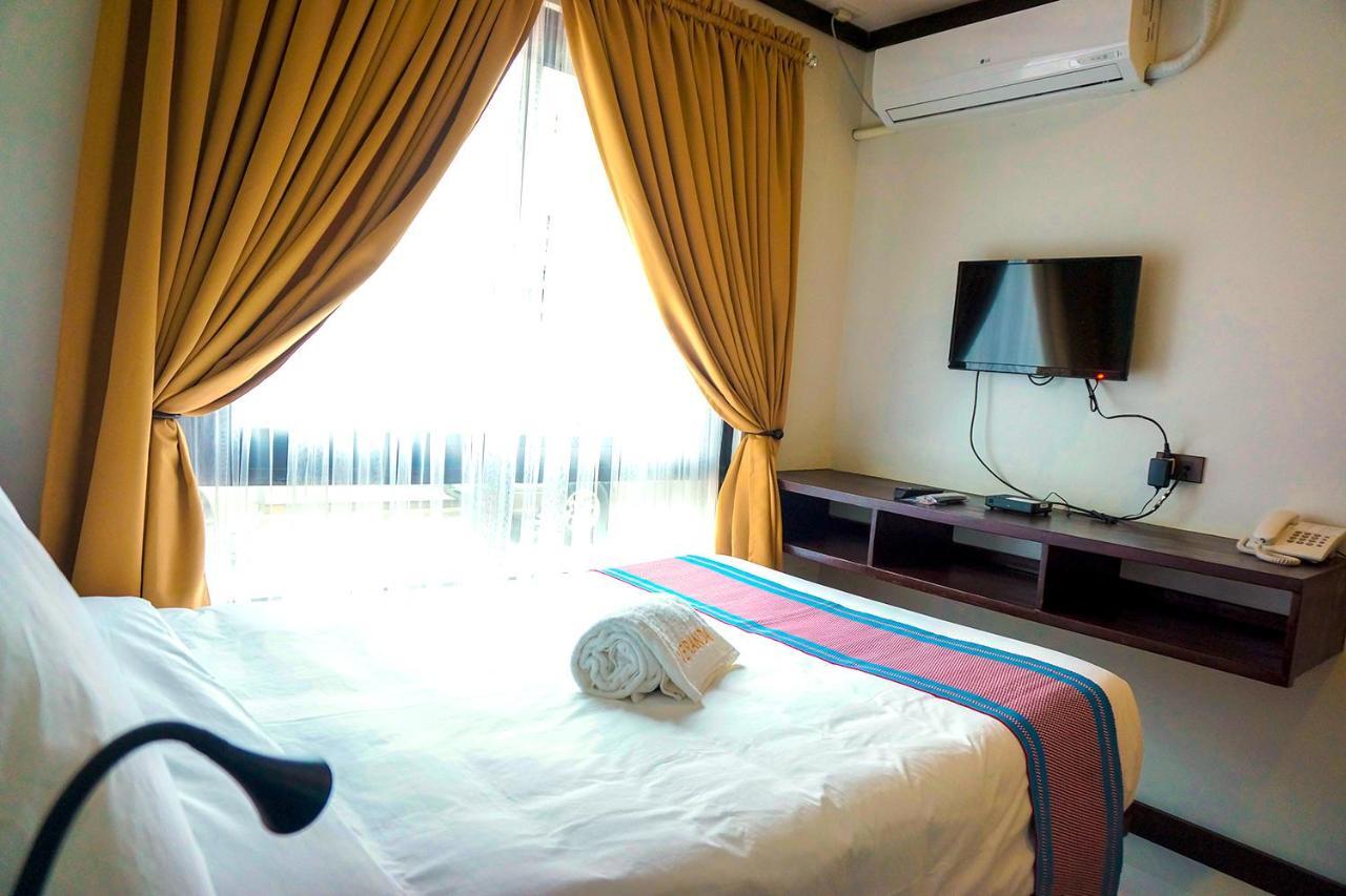 Veranda Suites&Restaurant Paoay Exterior foto