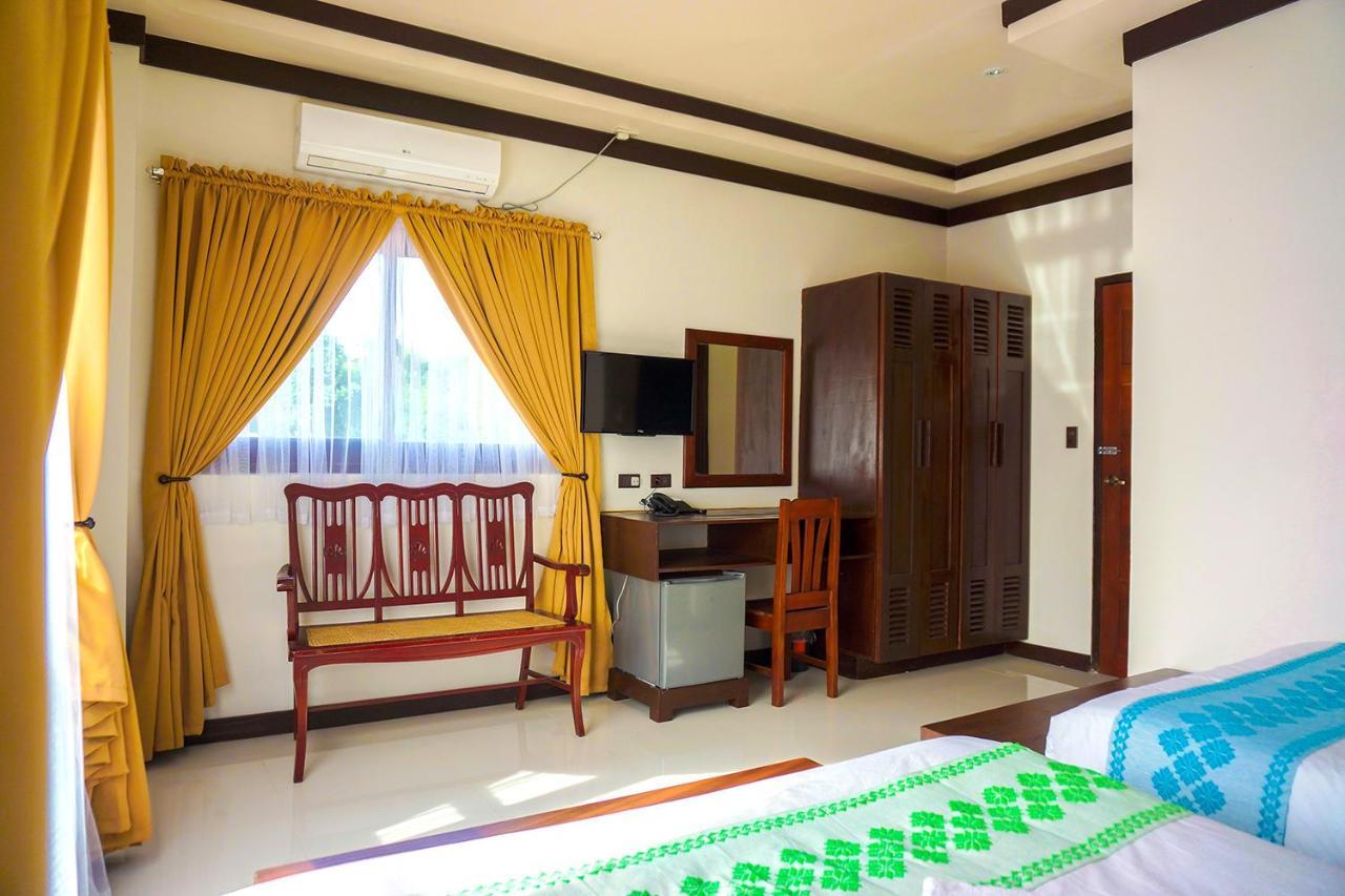 Veranda Suites&Restaurant Paoay Exterior foto